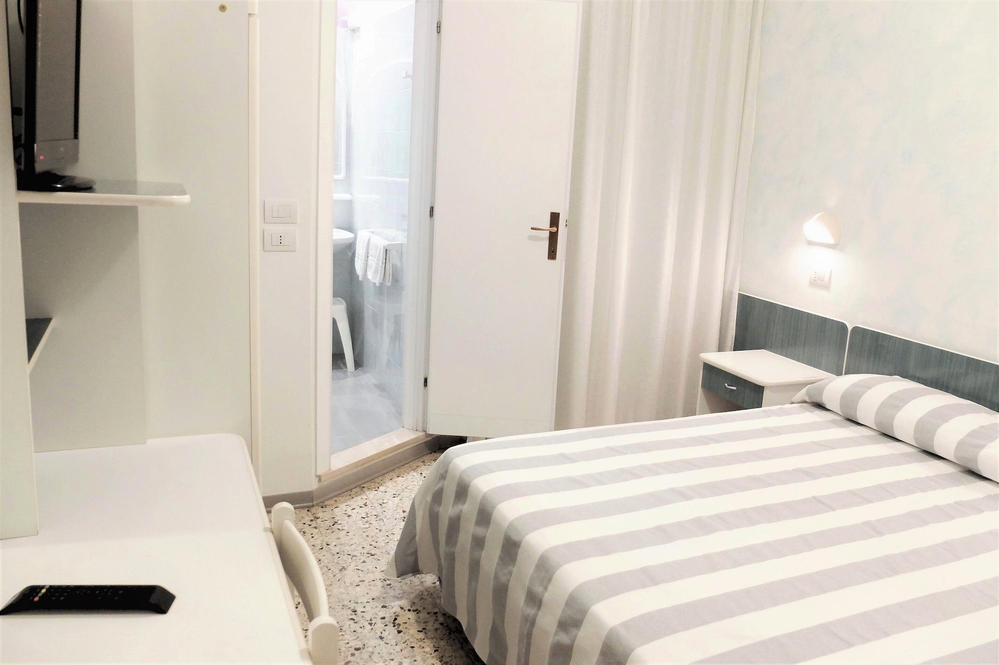 Hotel Aurea Rimini Esterno foto